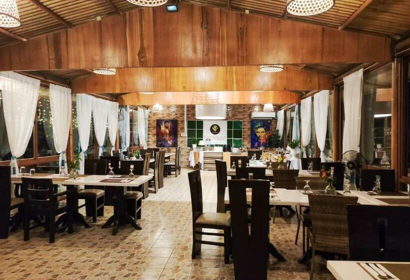 فندق Maharlika Pilipinas Tagaytay