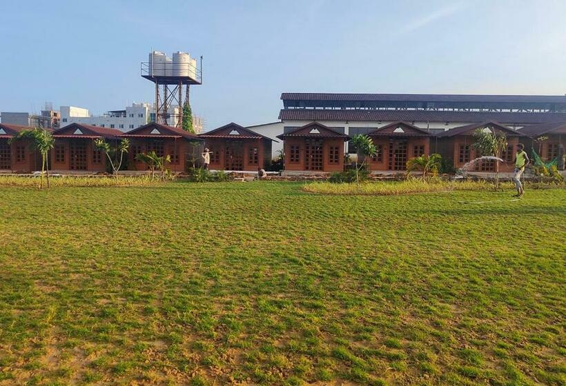 Отель Nirvana Resort And Restaurant