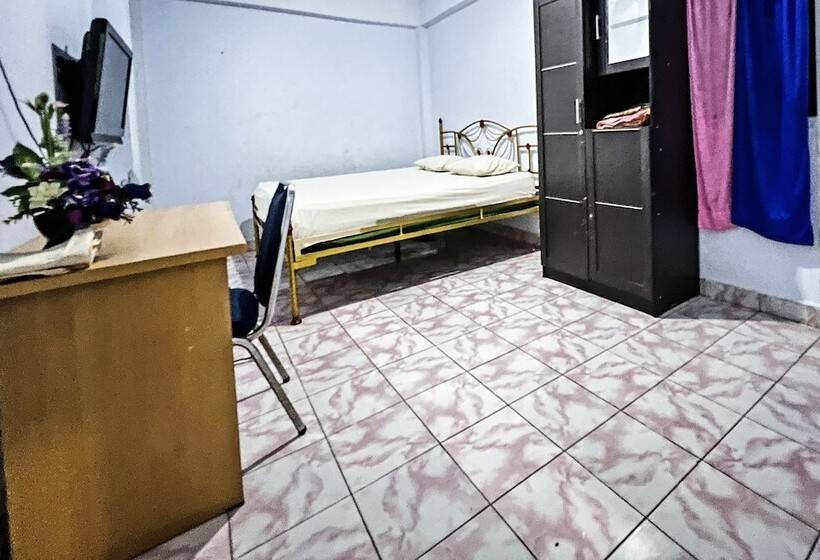 בית מלון כפרי Oyo 91757 Surya