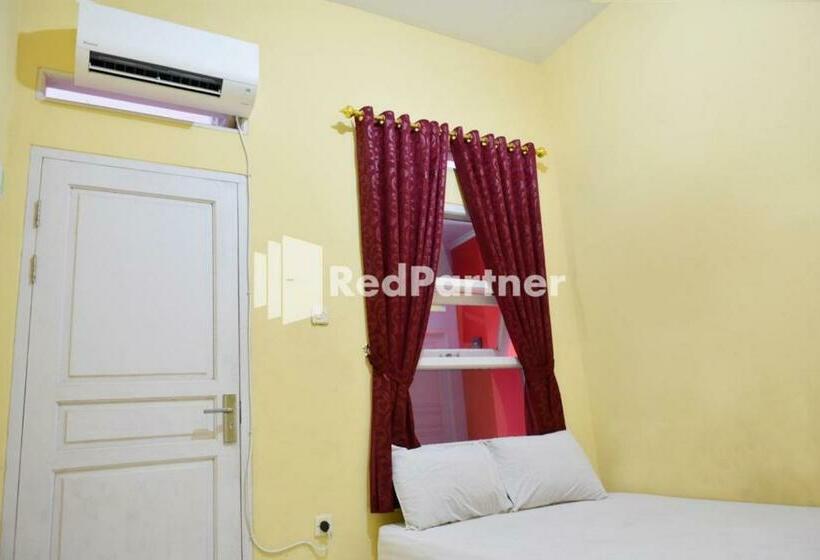 فندق Rc Costel Near Rsdh Cianjur Mitra Reddoorz