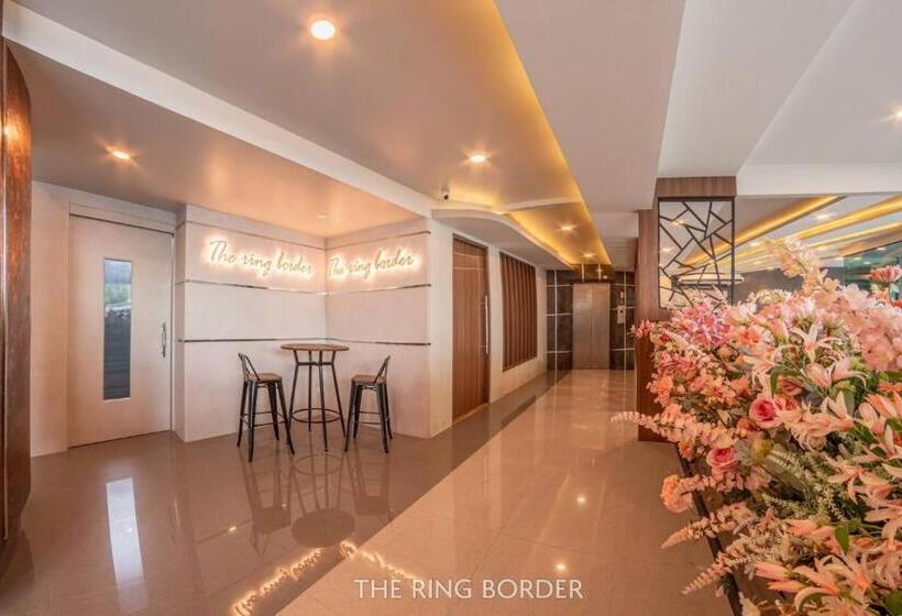 هتل The Ring Border