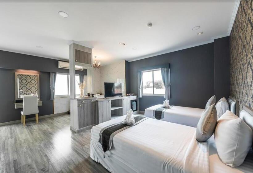 Patra Luxury Hotel Suvarnabhumi