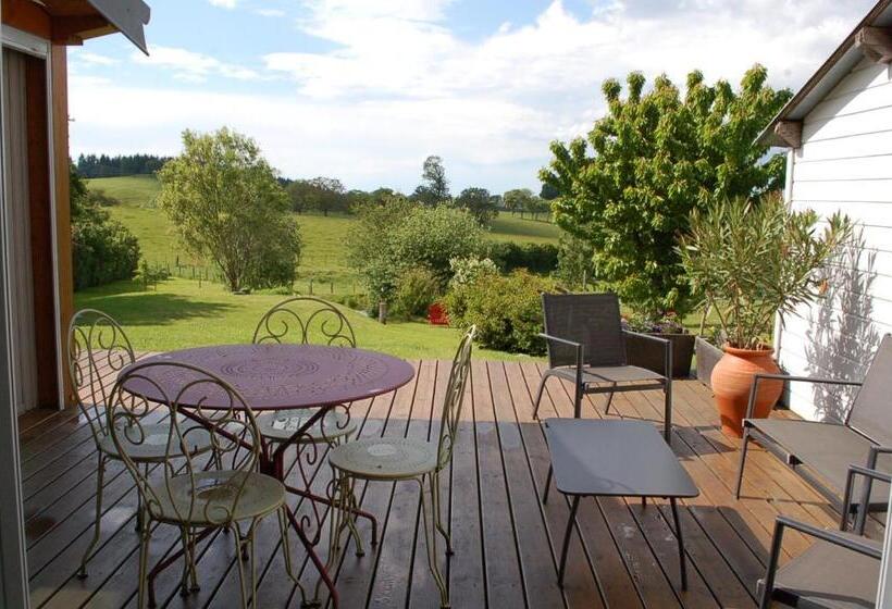펜션 B&b La Maison Des Collines Autour Chambres D Hôtes