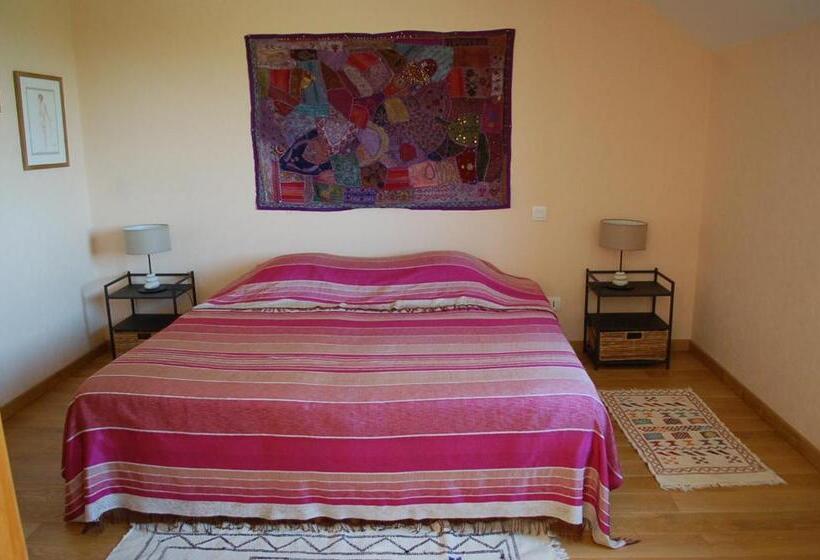 펜션 B&b La Maison Des Collines Autour Chambres D Hôtes
