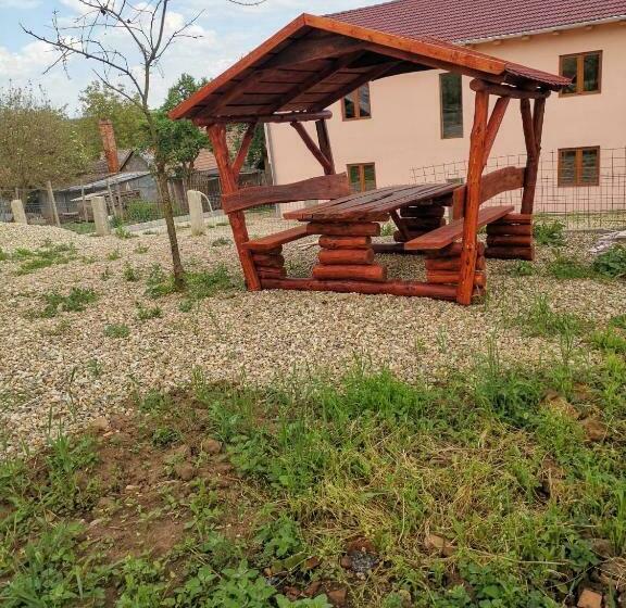 펜션 Casa Bia Cribo Sannicolau De Munte   Bai Termale