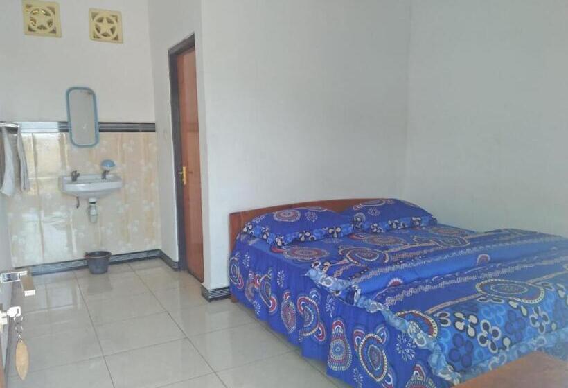 بنسيون Chenty Lodge