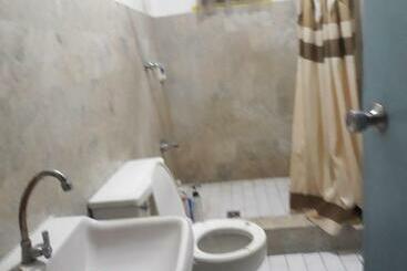 پانسیون Cv Homes Guesthouse
