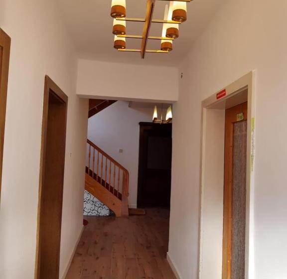 ペンション Gasthof Barlida