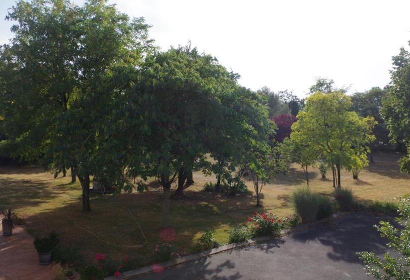 펜션 Les Trois Cèdres