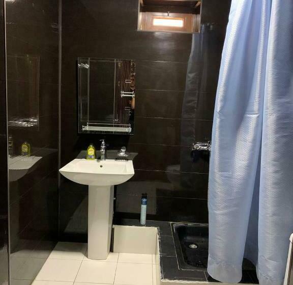 פנסיון Turkistan