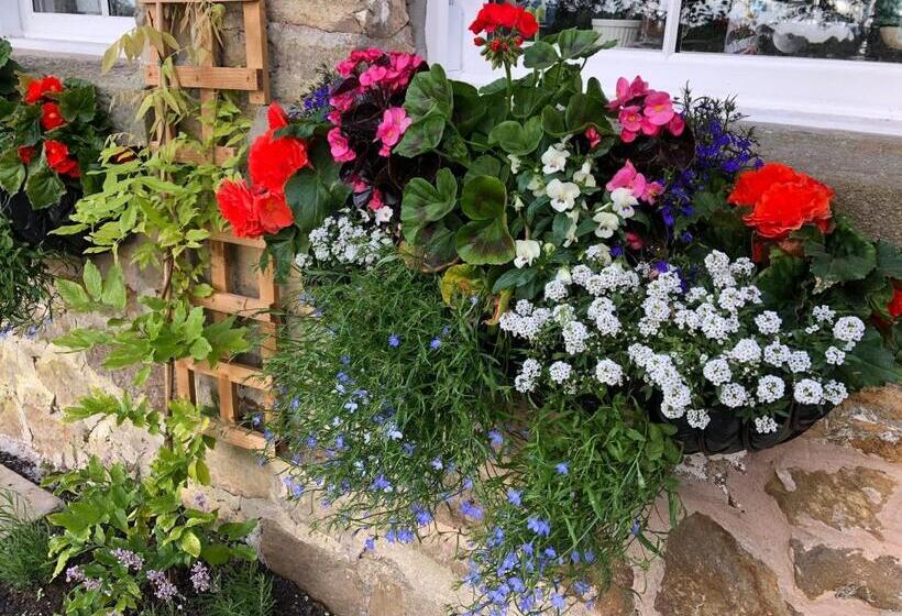 Picket Post House Bed & Breakfast