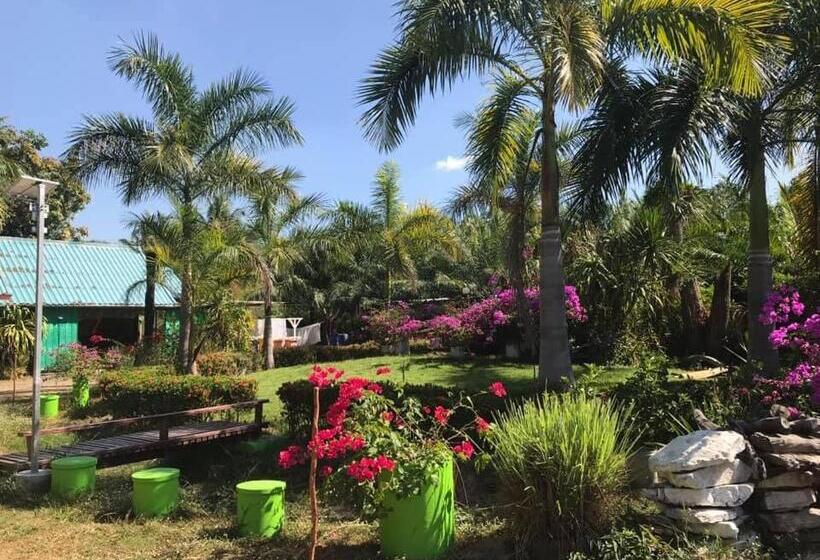 渡假胜地  บ้านภูเคียงน้ำรีสอร์ท ที่พักใกล้วัดเรืองแสง