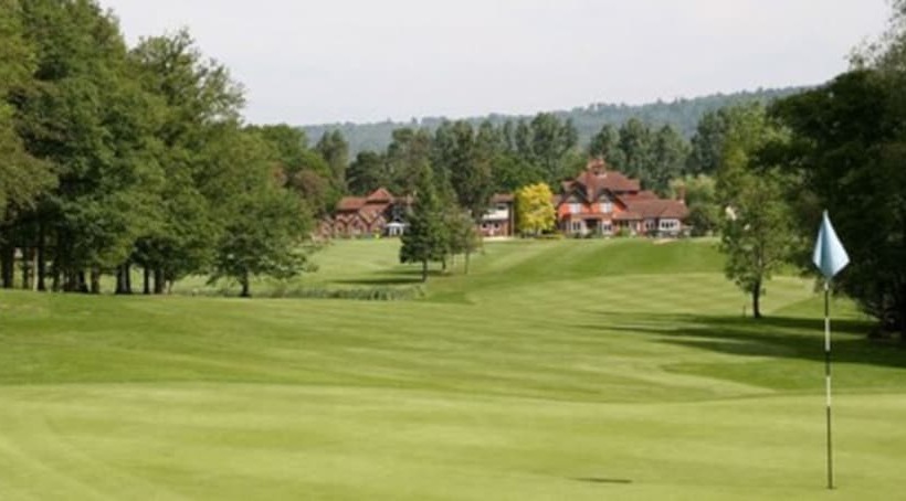 هتل Gatton Manor  & Country Club