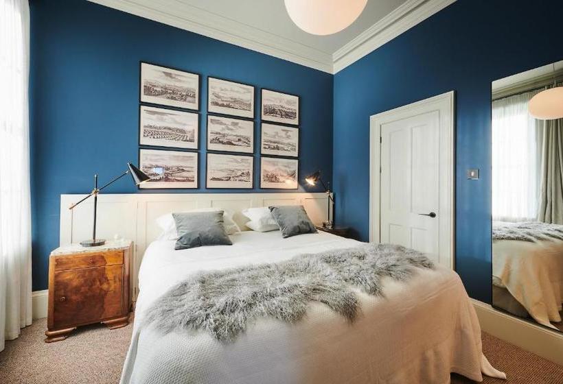 فندق Alexander Residence