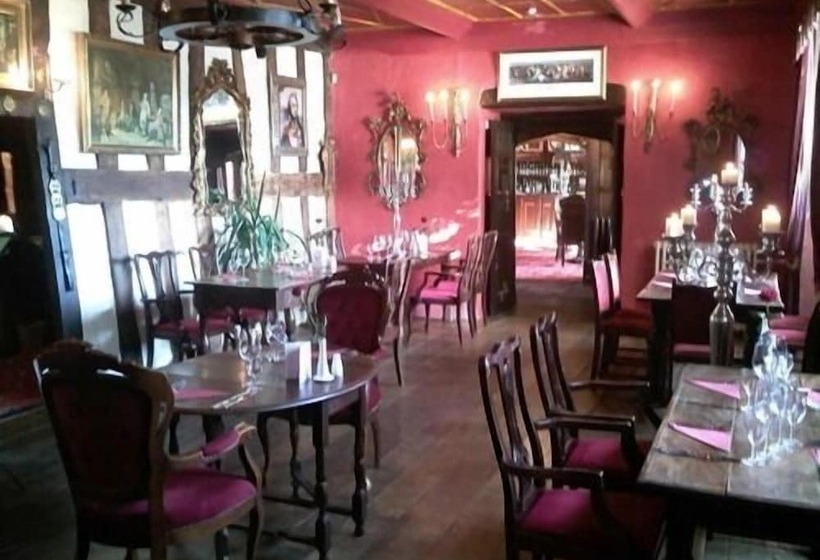 Отель Churston Manor