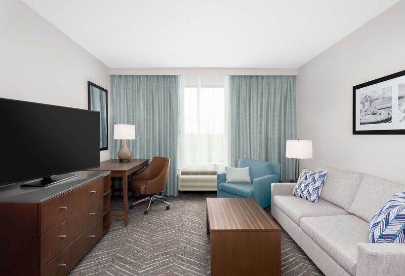 هتل Doubletree By Hilton Charleston Mount Pleasant