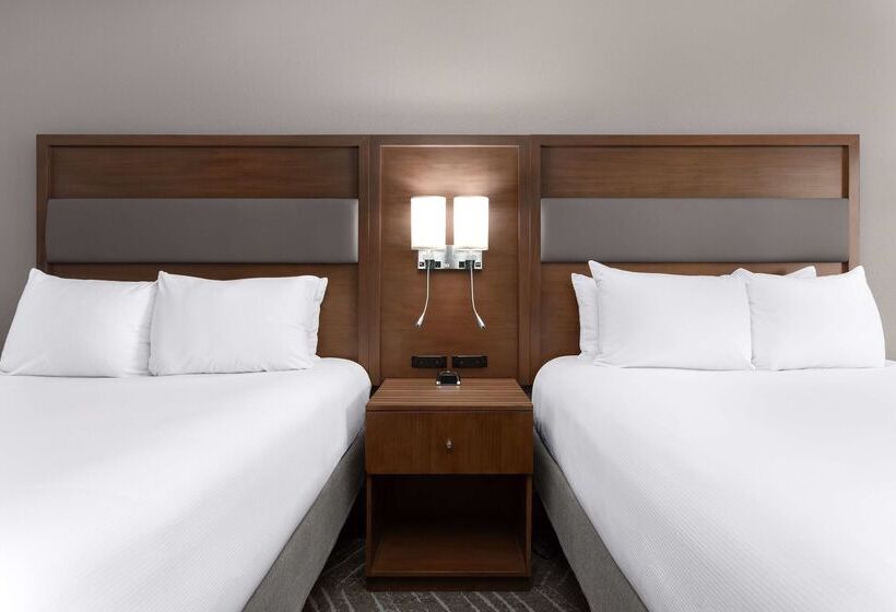 هتل Doubletree By Hilton Charleston Mount Pleasant
