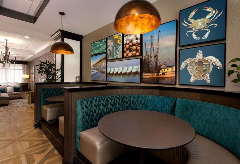 هتل Doubletree By Hilton Charleston Mount Pleasant