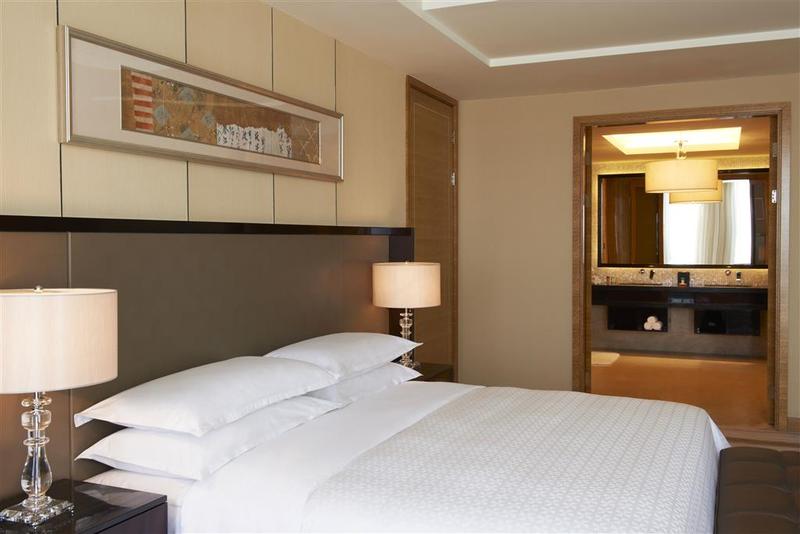 هتل Four Points By Sheraton Langfang, Gu An