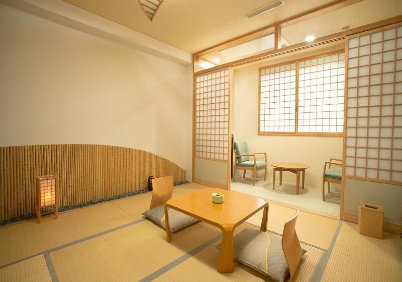 هتل Hikyounoyu