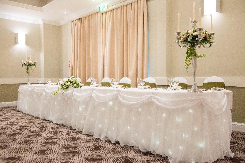 Fotos del hotel Holiday Inn Cardiff  North M4:  21 Fotos del hotel Holiday Inn Cardiff  North M4:  21