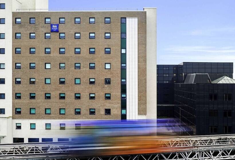 هتل Ibis Budget Birmingham Airport Terminal Building   Nec