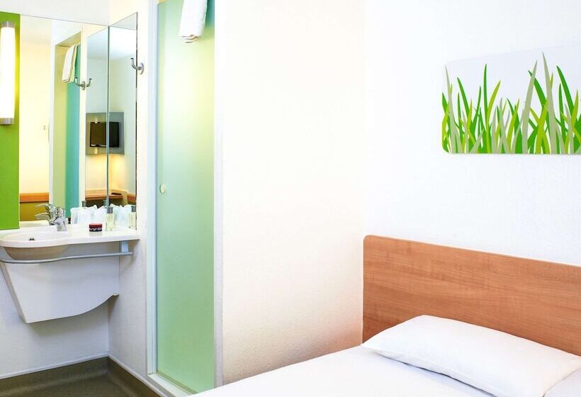 هتل Ibis Budget Birmingham Airport Terminal Building   Nec