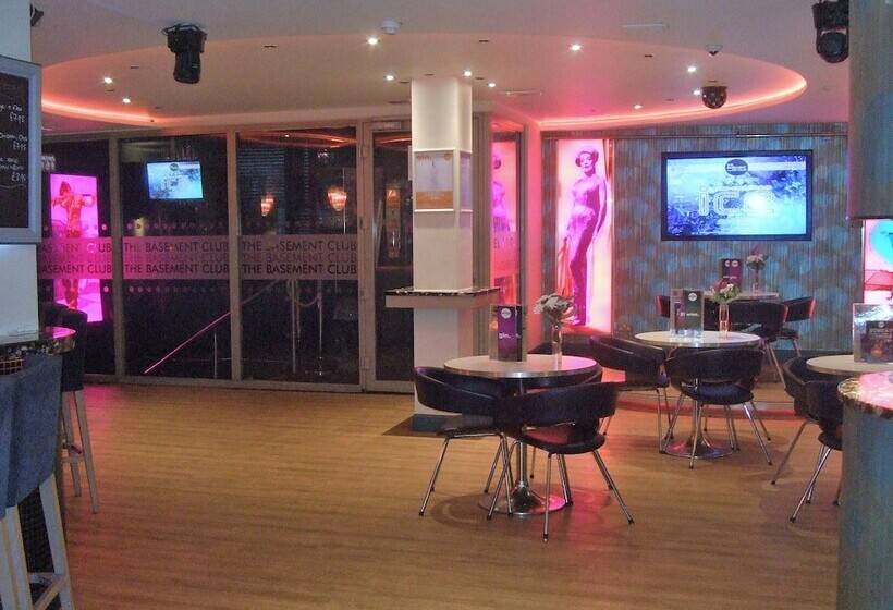 Fotos del hotel Legends:  23