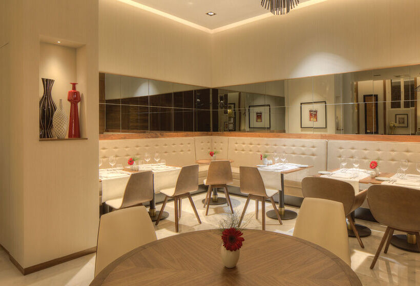 هتل NH Collection Porto Batalha