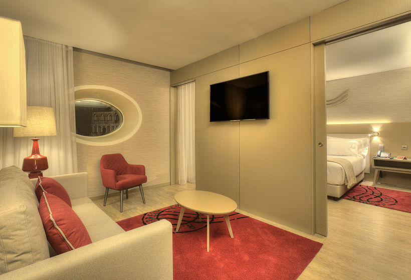 هتل NH Collection Porto Batalha