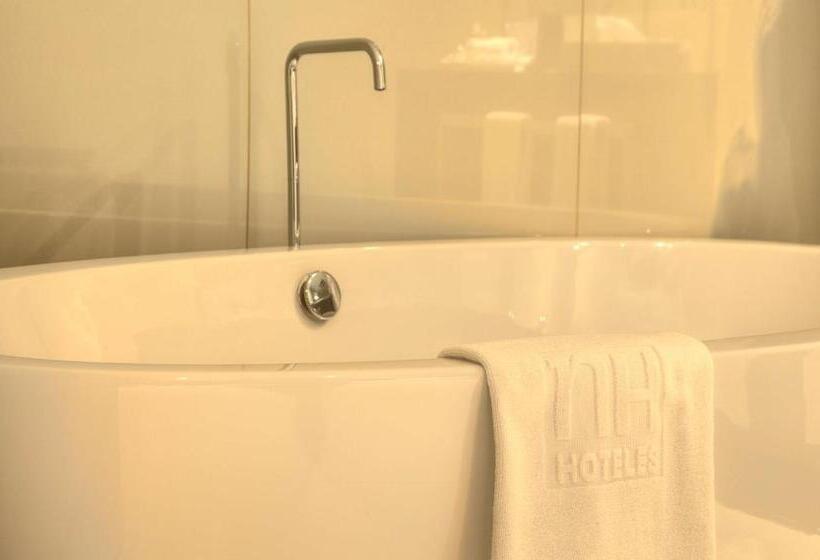 هتل NH Collection Porto Batalha
