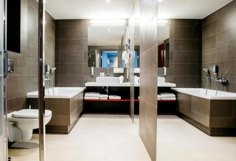 Fotos del hotel Q Hotel Plus Kraków:  9