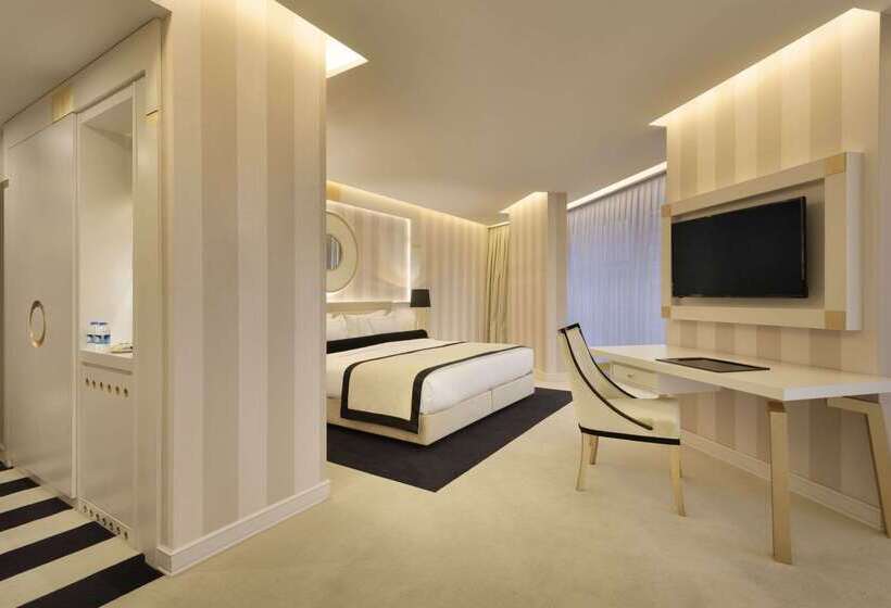Fotos del hotel Ramada  & Suites By Wyndham Istanbul Sisli:  2