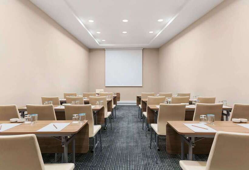 Fotos del hotel Ramada Encore Istanbul Kartal:  18