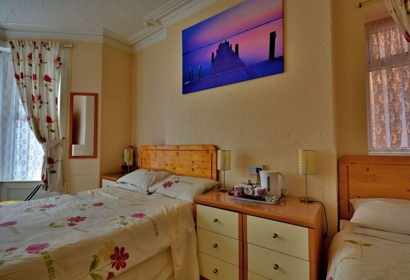 Fotos del hotel Shazron:  4