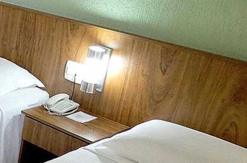 فندق Steel Valley Economic