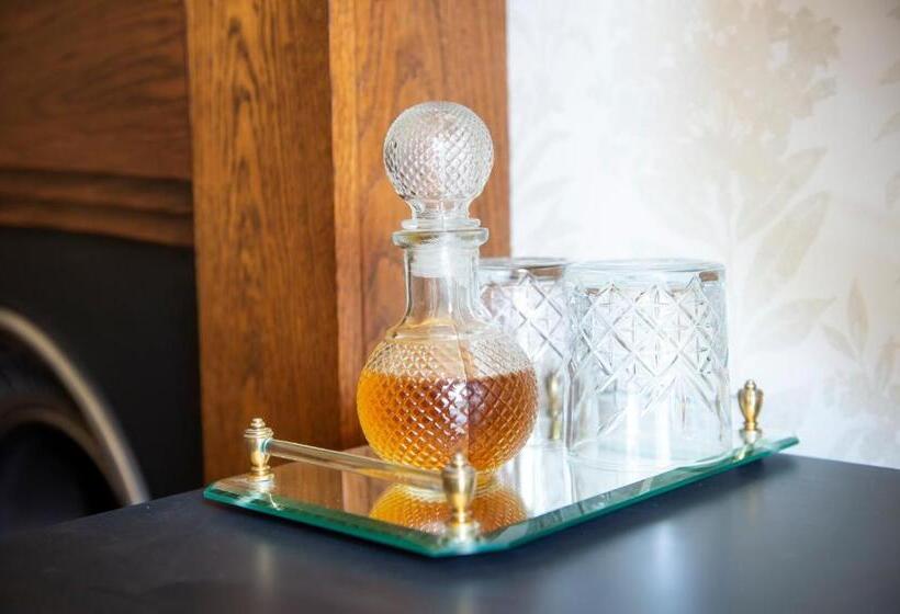 Fotos del hotel The Hedges:  2