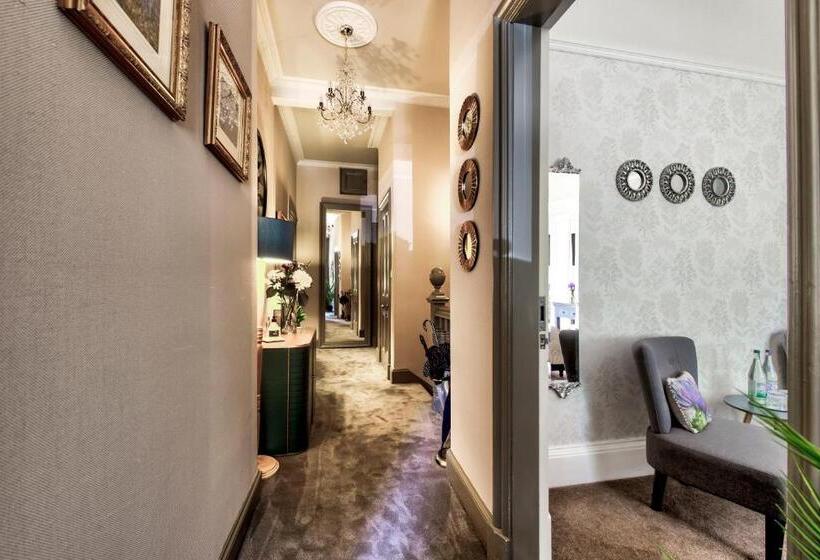 Fotos del hotel The Hedges:  8