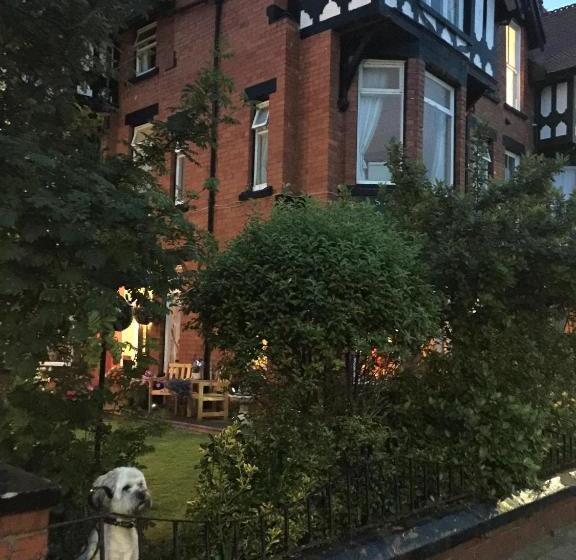 ホテル The Tilstone Guest House