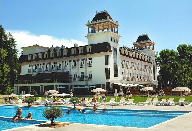 هتل Tskaltubo Plaza