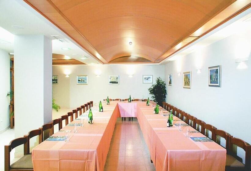 هتل Villa Marija
