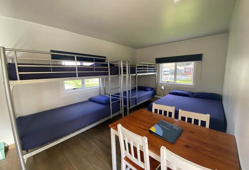 هتل Whanganui River Top 10 Holiday Park