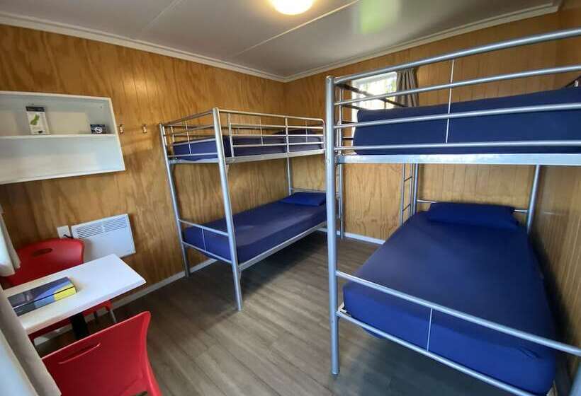 هتل Whanganui River Top 10 Holiday Park