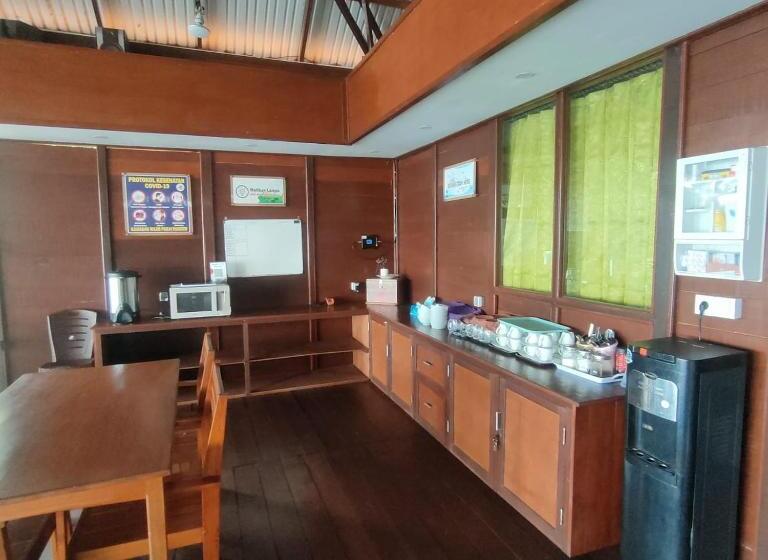 پانسیون Maratua Dive Center And Lodge