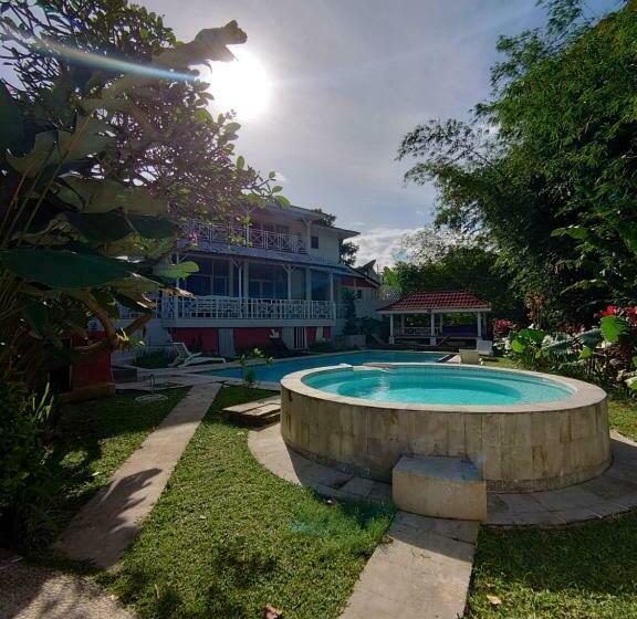펜션 Nice Room In A Quiet Enviroment Near Canggu