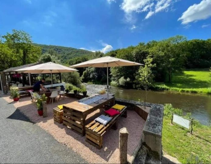 مبيت وإفطار Les Roches Restaurant & Chambre D Hotes