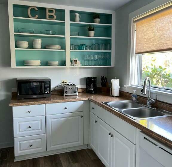 فندق Guesthouse Cannon Beach