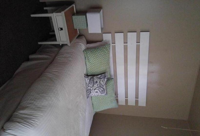 فندق Guesthouse Cannon Beach