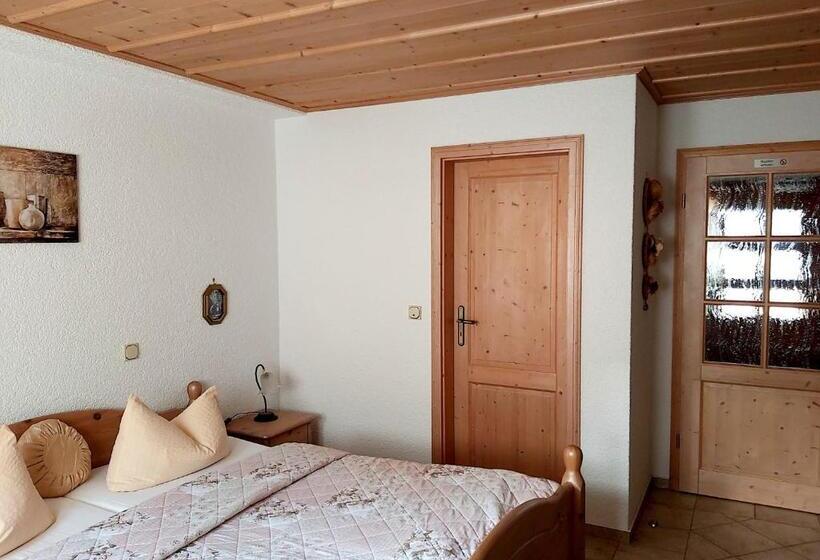 ペンション Gasthof Und Eiscafe Frank