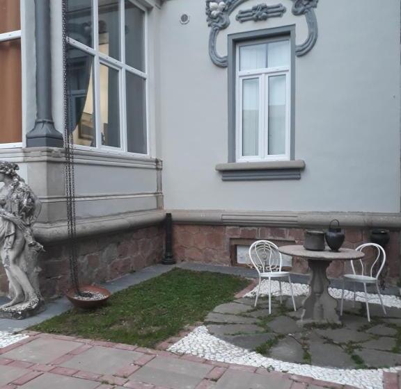 بنسيون Villa Sapi